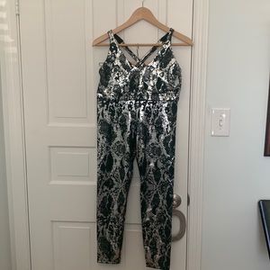 Carbon38 Brand yoga bra and pant